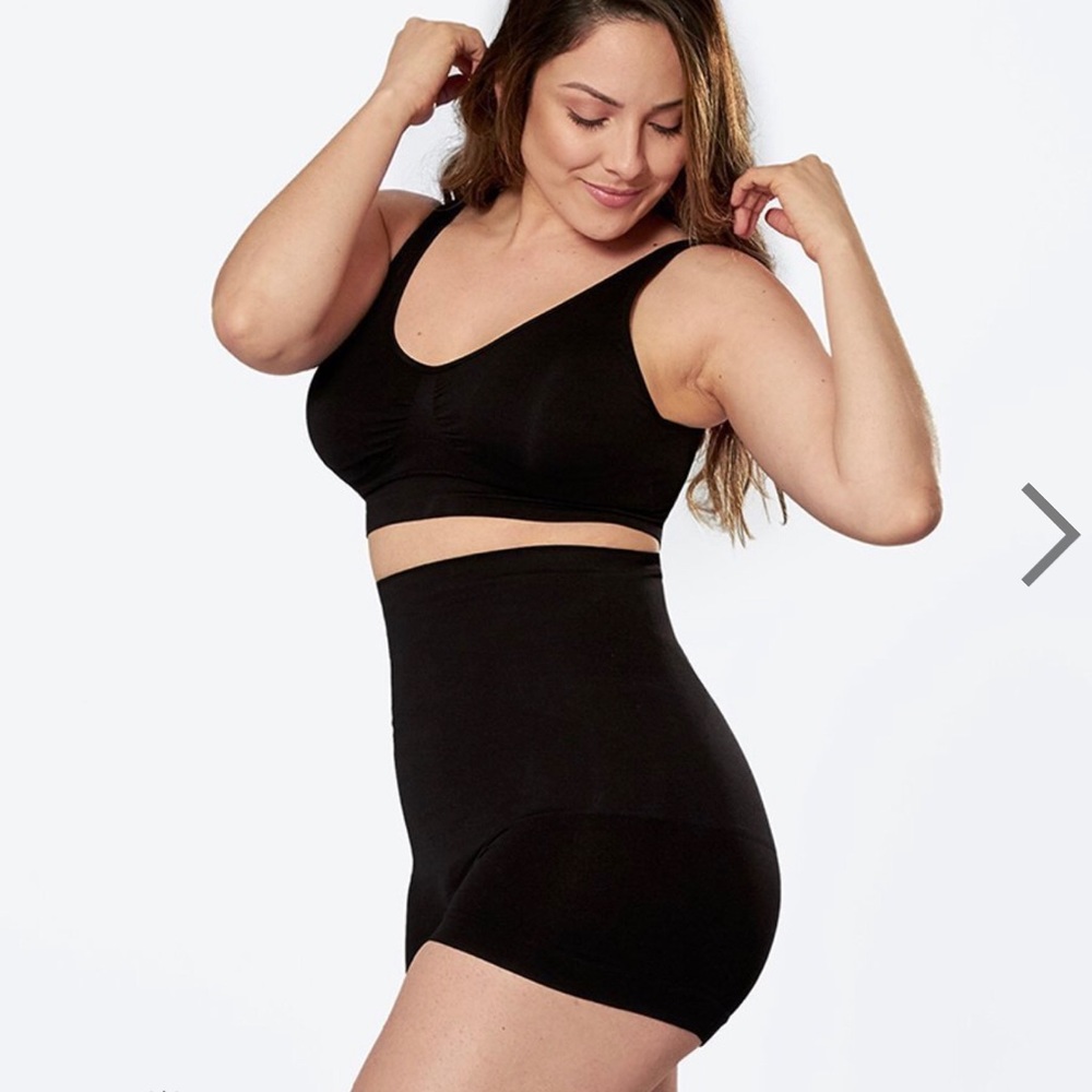 Shapermint Empetua Boyshort - Medium